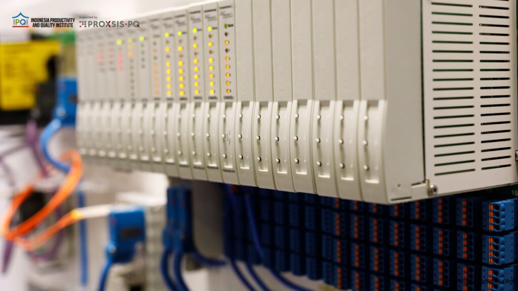 Pengenalan Programmable Logic Controller (PLC): Sistem Otomatisasi Modern di Industri